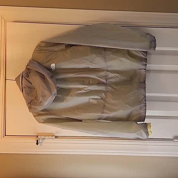 Womens North Face jacket - Picture 5 of 5